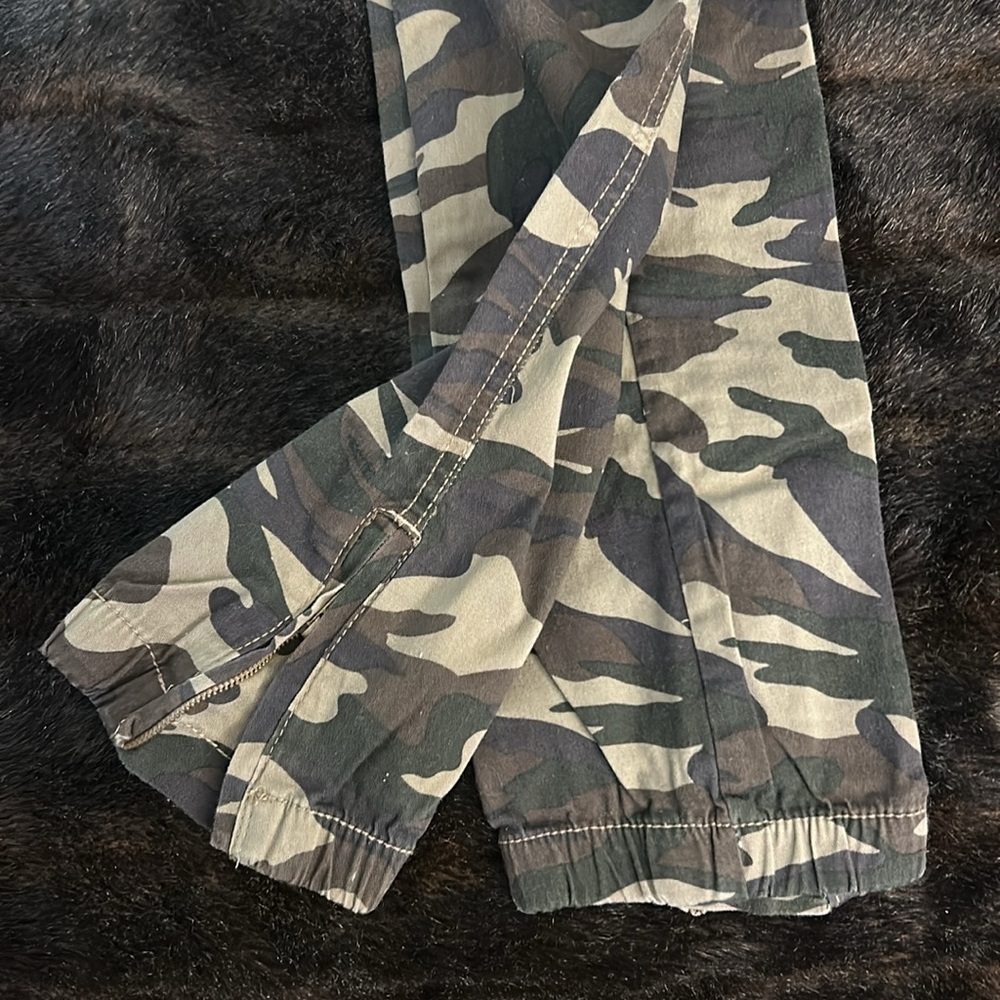 Spoon camouflage pants